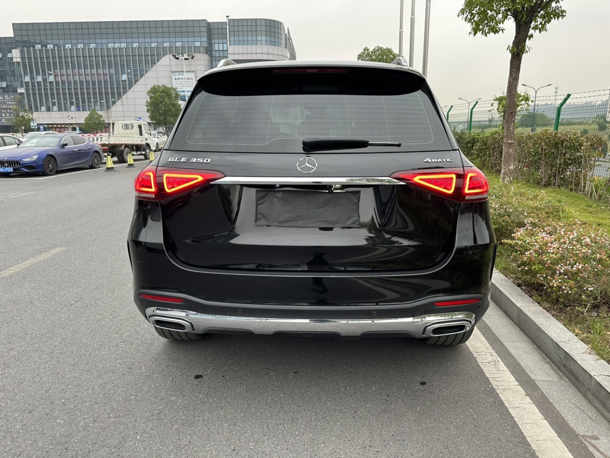 2021年01月奔馳 奔馳GLE  2021款 GLE 350 4MATIC 時(shí)尚型