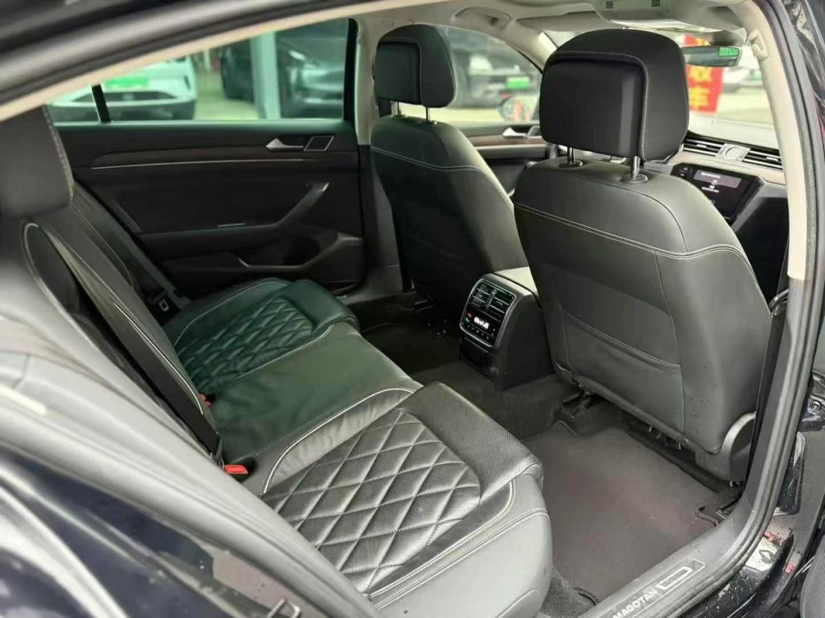 大眾 邁騰  2020款 280TSI DSG 領(lǐng)先型圖片