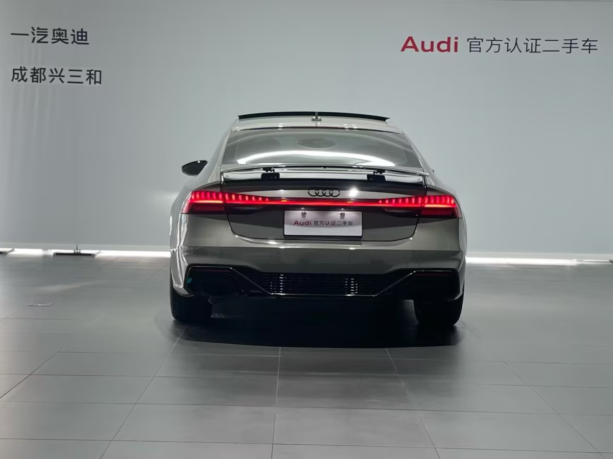 2022年5月奧迪 奧迪A7  2022款 45 TFSI 臻選型