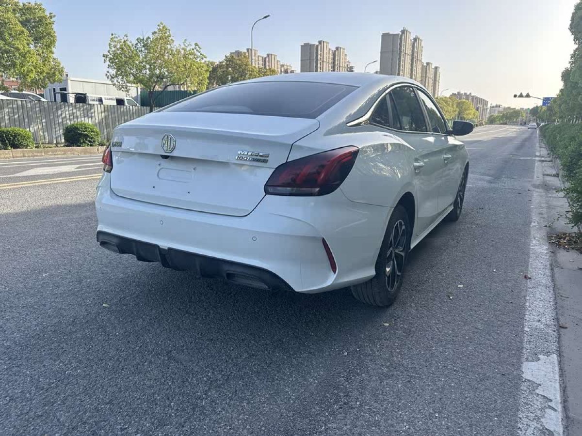 名爵 名爵5  2023款 180DVVT 手動青春風(fēng)尚版圖片