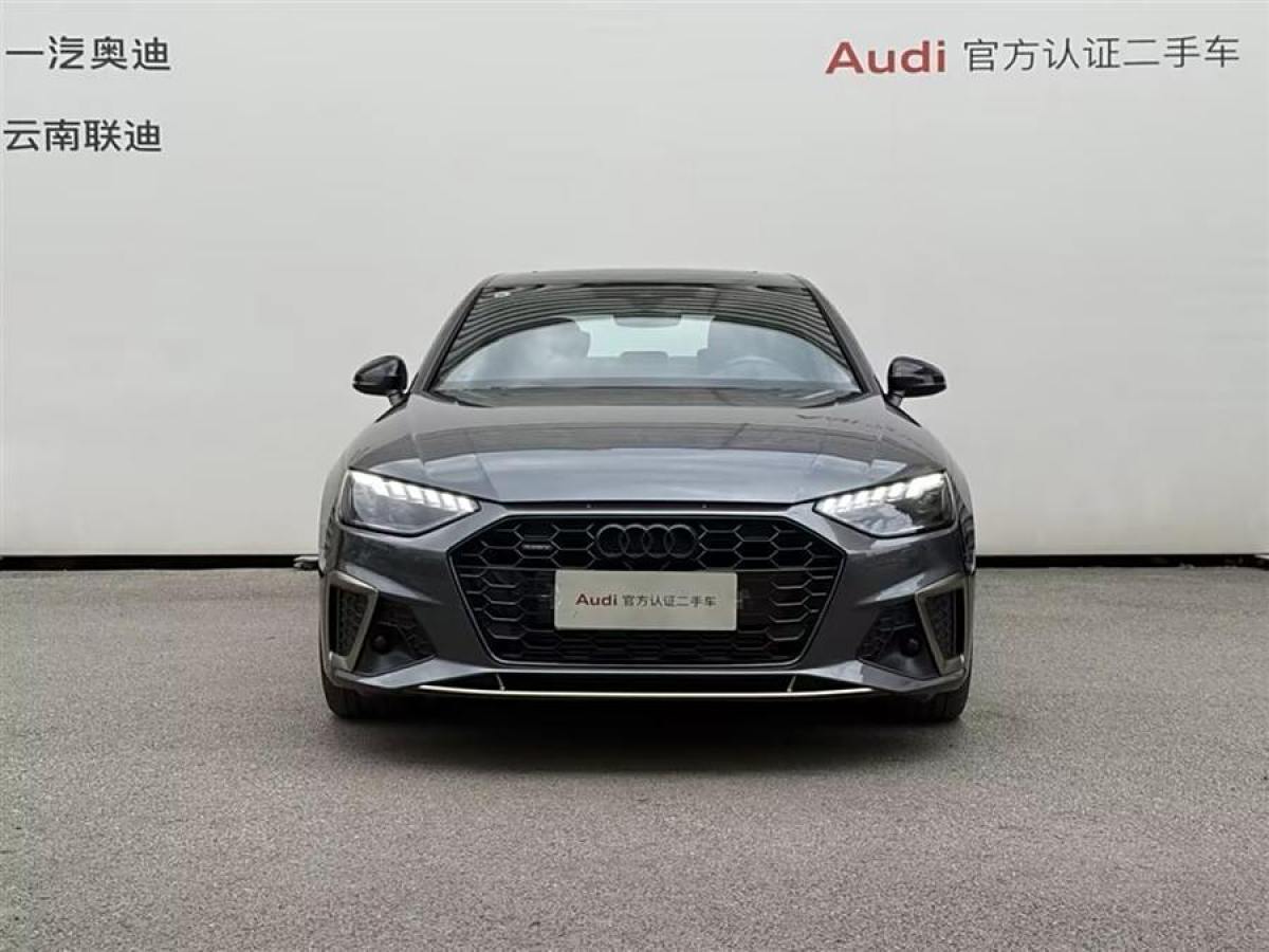 奧迪 奧迪A4L  2024款 40 TFSI quattro RS套件燃速型圖片