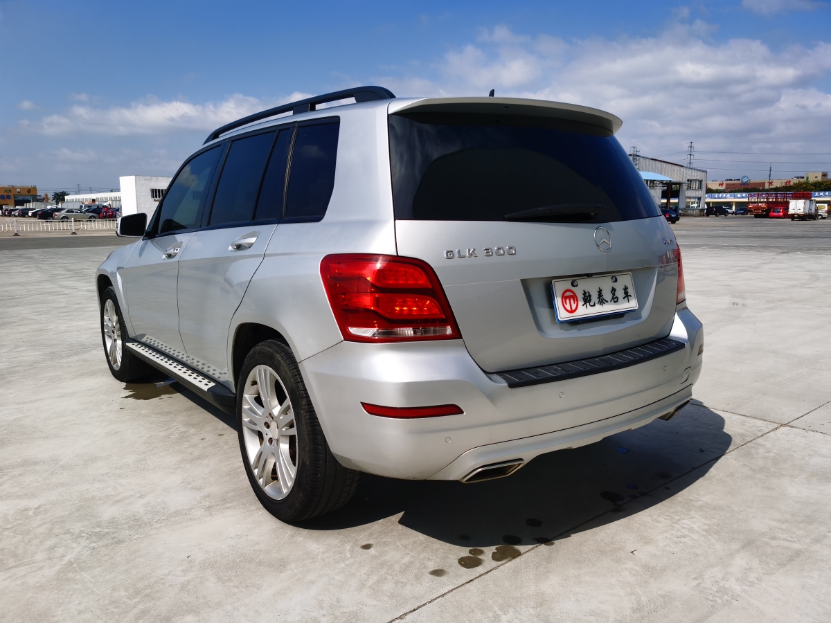 2013年9月奔馳 奔馳GLK級(jí)  2013款 GLK 300 4MATIC 動(dòng)感型