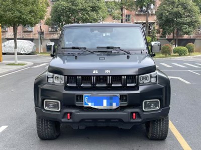 2022年6月 北京 BJ40 2.0D 自動(dòng)四驅(qū)刀鋒英雄版?zhèn)b客型圖片