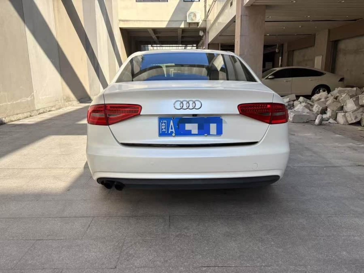 奧迪 奧迪A4L  2013款 35 TFSI 自動舒適型圖片