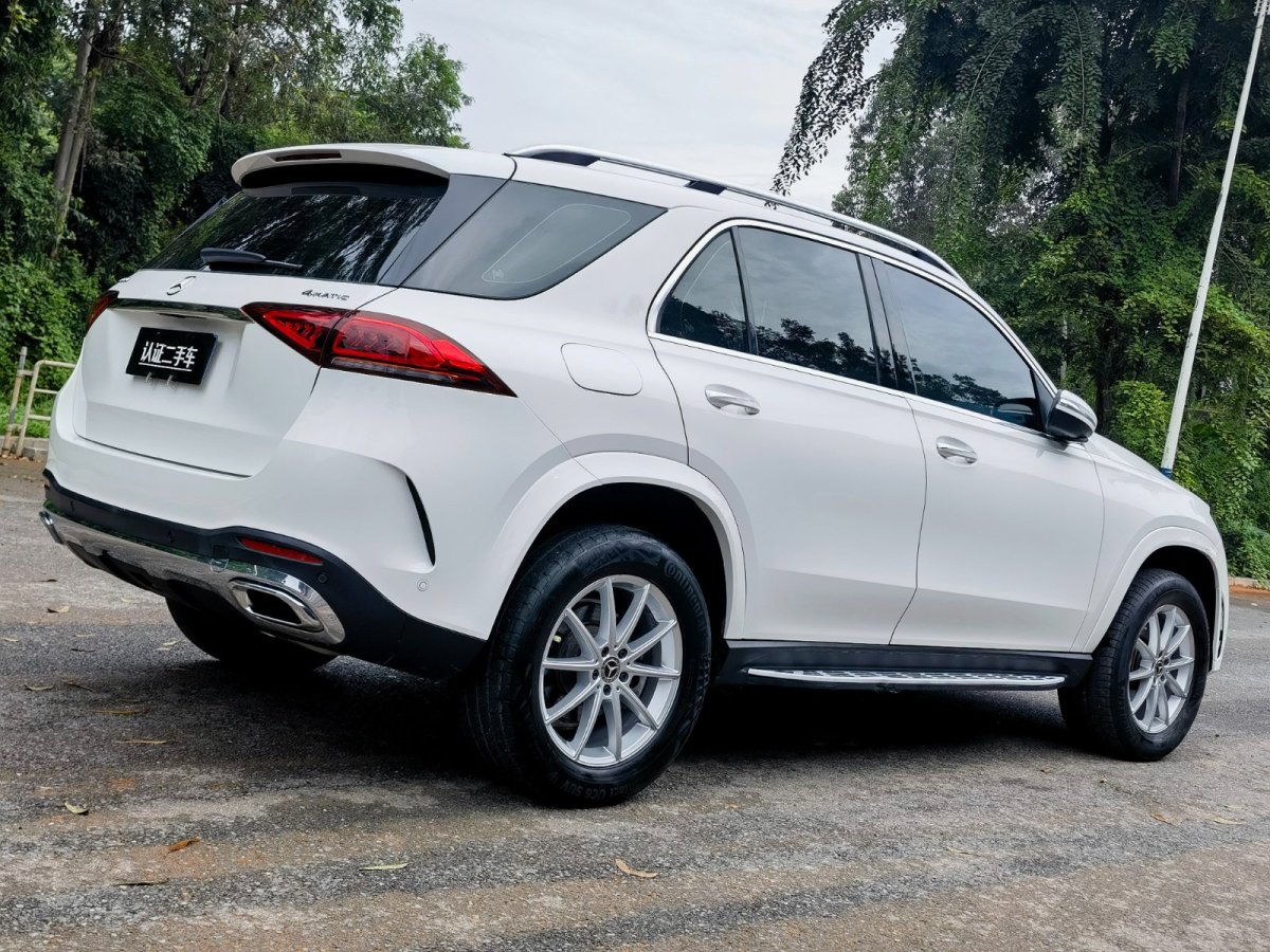 奔馳 奔馳GLE  2020款 改款 GLE 350 4MATIC 時(shí)尚型圖片