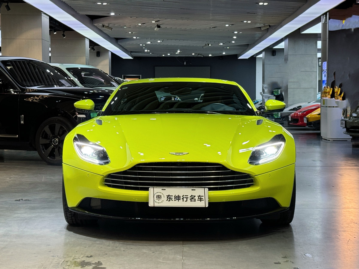 阿斯頓·馬丁 阿斯頓?馬丁DB11  2019款 4.0T V8 Coupe圖片