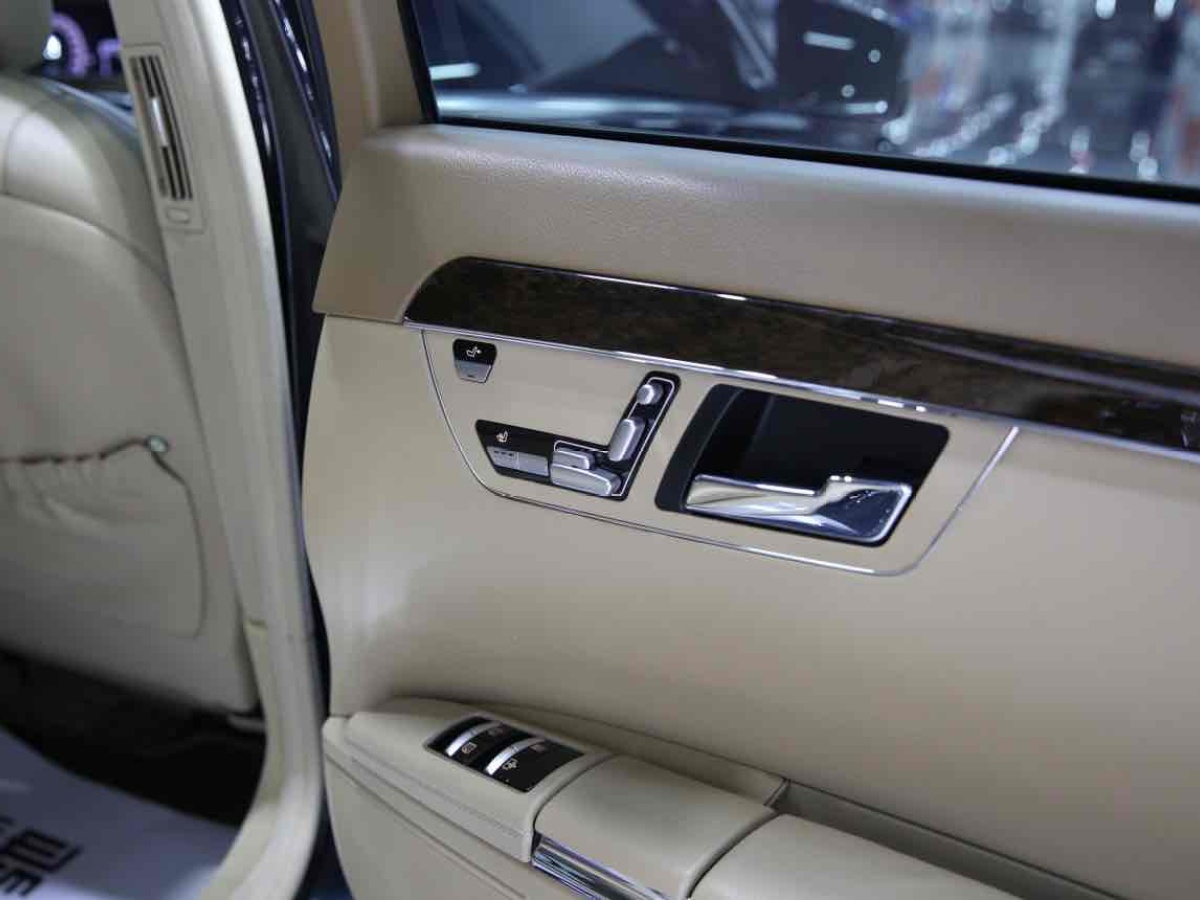 奔驰 奔驰S级  2012款 S 300 L 商务型 Grand Edition图片