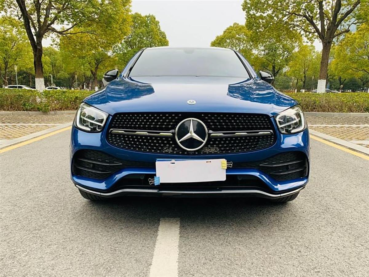 奔馳 奔馳GLC  2022款 改款 GLC 260 4MATIC 轎跑SUV圖片