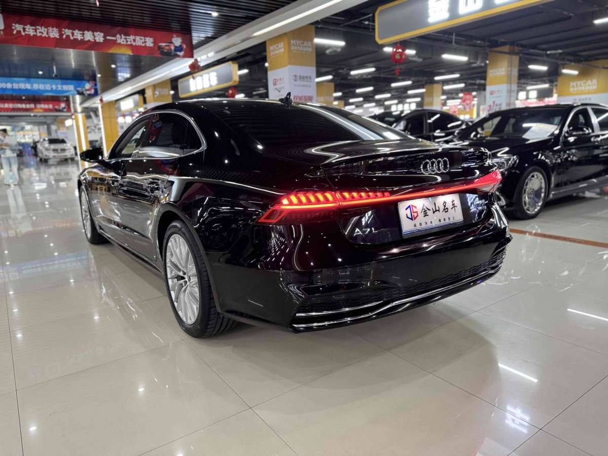 奧迪 奧迪A7L  2024款 45TFSI S-line 筑夢型 流晶套裝圖片