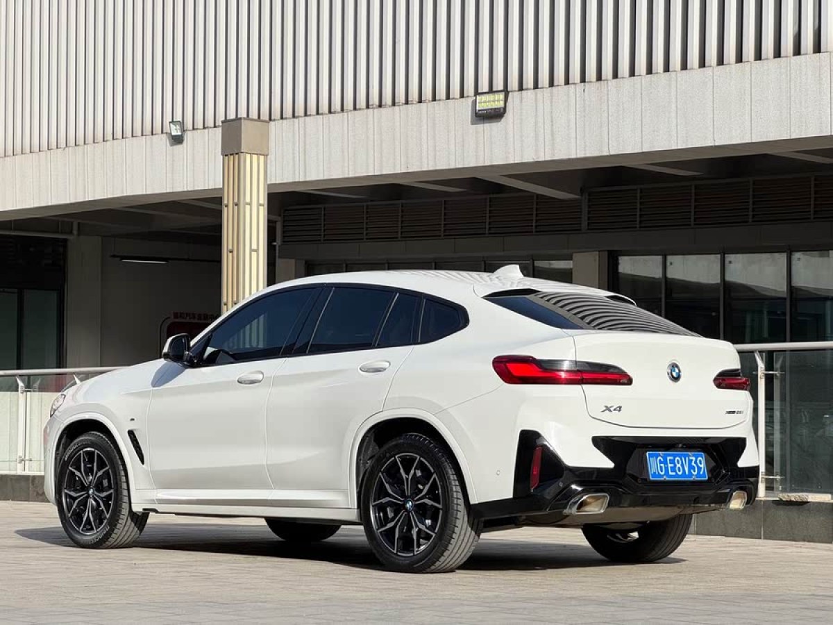 寶馬 寶馬X4  2022款 xDrive 25i M運動套裝圖片