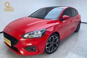 福克斯 福特 三厢 EcoBoost 180 自动ST Line