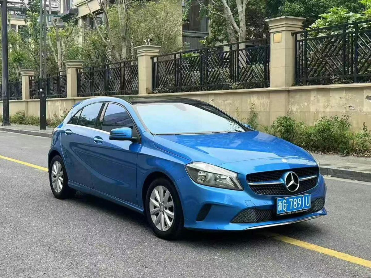 奔馳 奔馳A級  2017款 A180 1.6T圖片