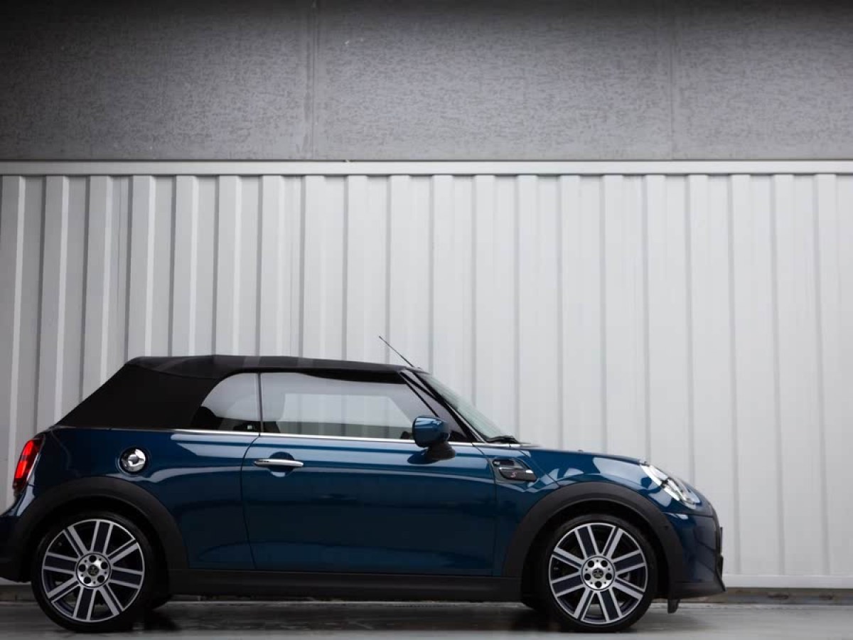 MINI MINI  2022款 改款 2.0T COOPER S CABRIO Sidewalk圖片