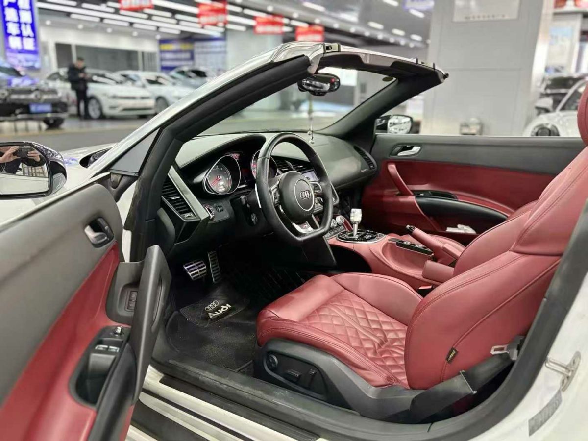 奧迪 奧迪R8  2014款 R8 Coupe 4.2 V8圖片