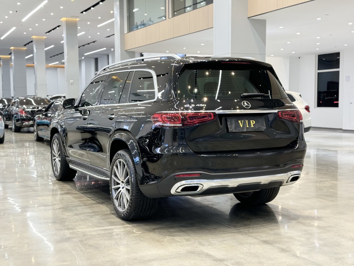 奔馳 奔馳GLS  2023款 改款 GLS 450 4MATIC 豪華型圖片