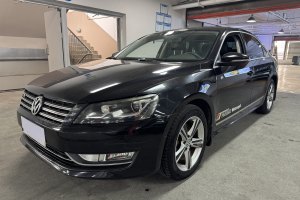 帕薩特 大眾 1.8TSI DSG御尊導(dǎo)航版