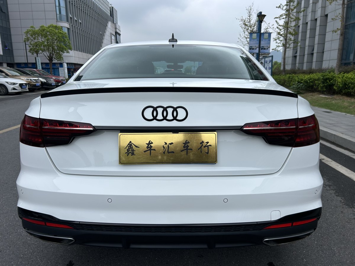 奧迪 奧迪A4L  2022款 40 TFSI 豪華致雅型圖片