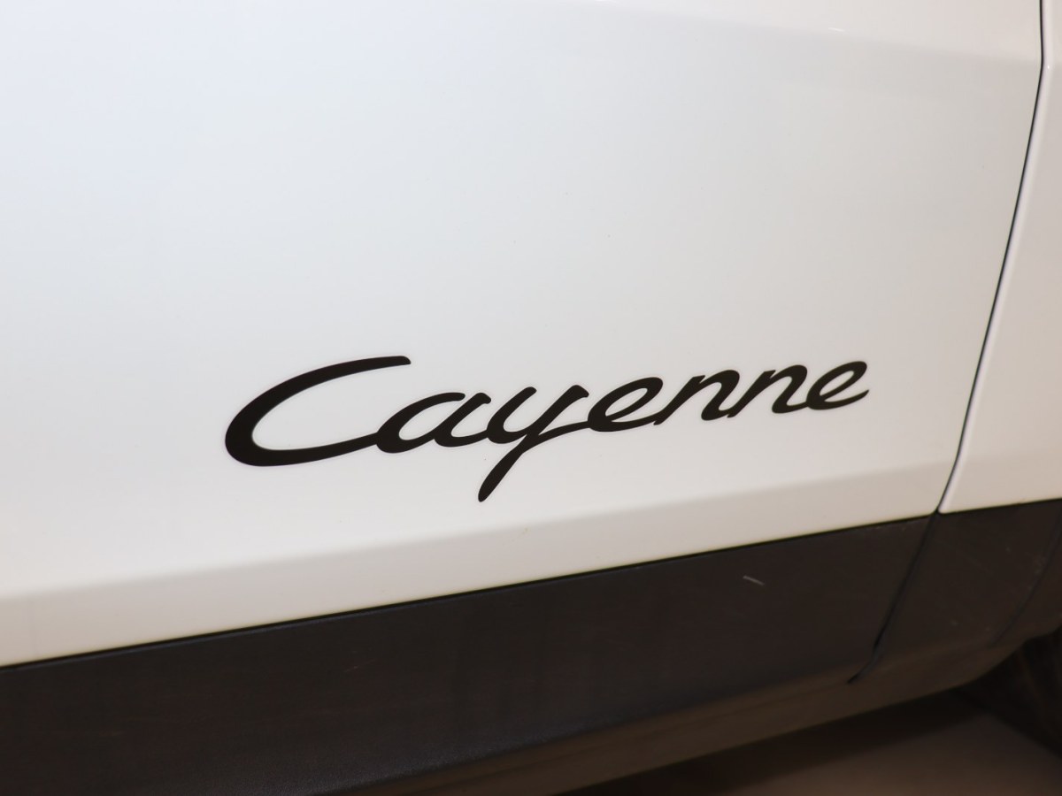 保时捷 Cayenne  2023款 Cayenne 3.0T 铂金版图片