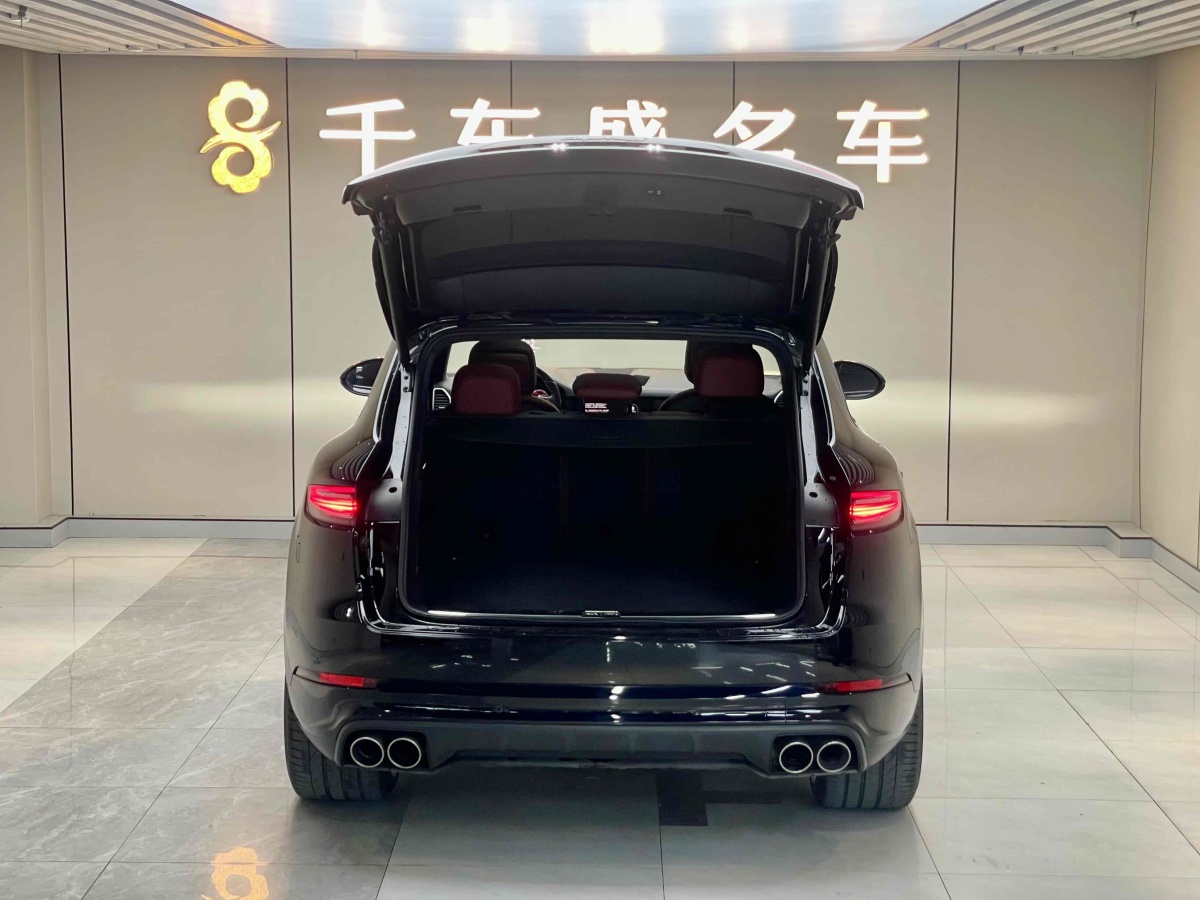 保時(shí)捷 Cayenne  2023款 Cayenne S 2.9T圖片