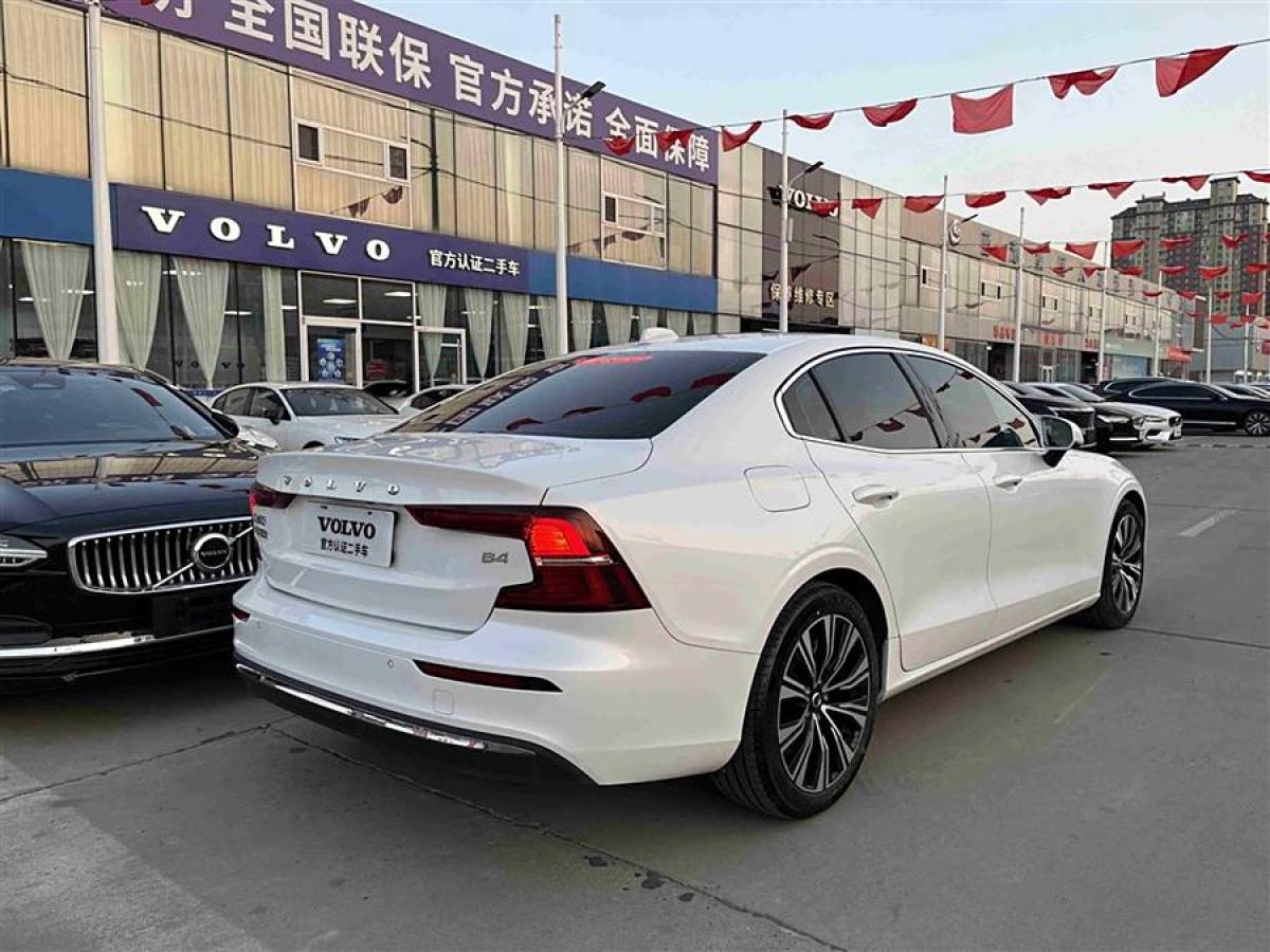 沃爾沃 S60L  2023款 B4 智遠豪華版圖片