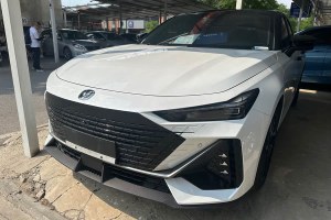 長(zhǎng)安UNI-V 長(zhǎng)安 1.5T 尊貴型