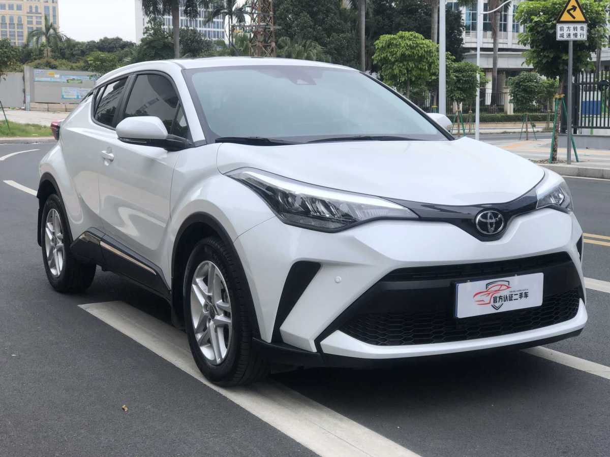 豐田 C-HR  2023款 2.0L 領(lǐng)先版圖片