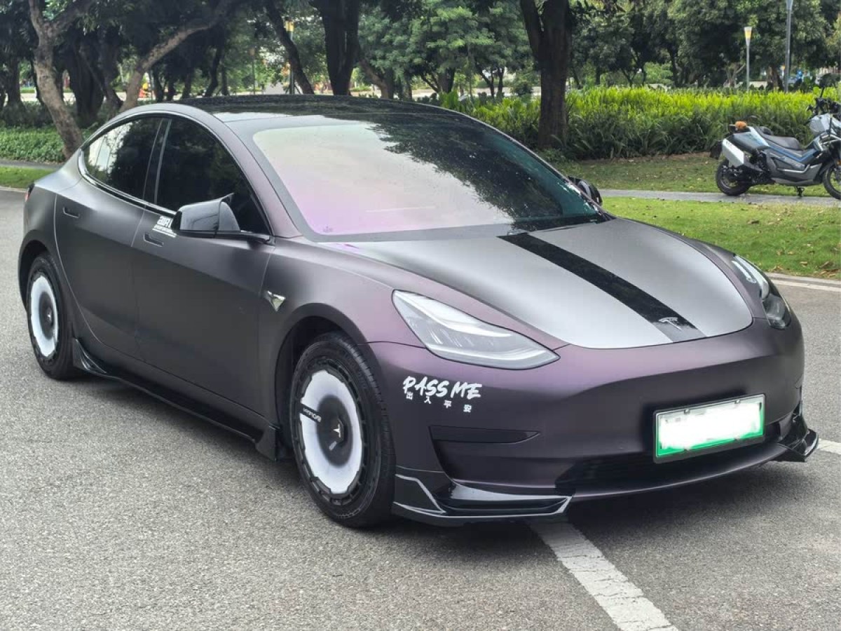 特斯拉 Model 3  2020款 改款 標(biāo)準(zhǔn)續(xù)航后驅(qū)升級(jí)版圖片