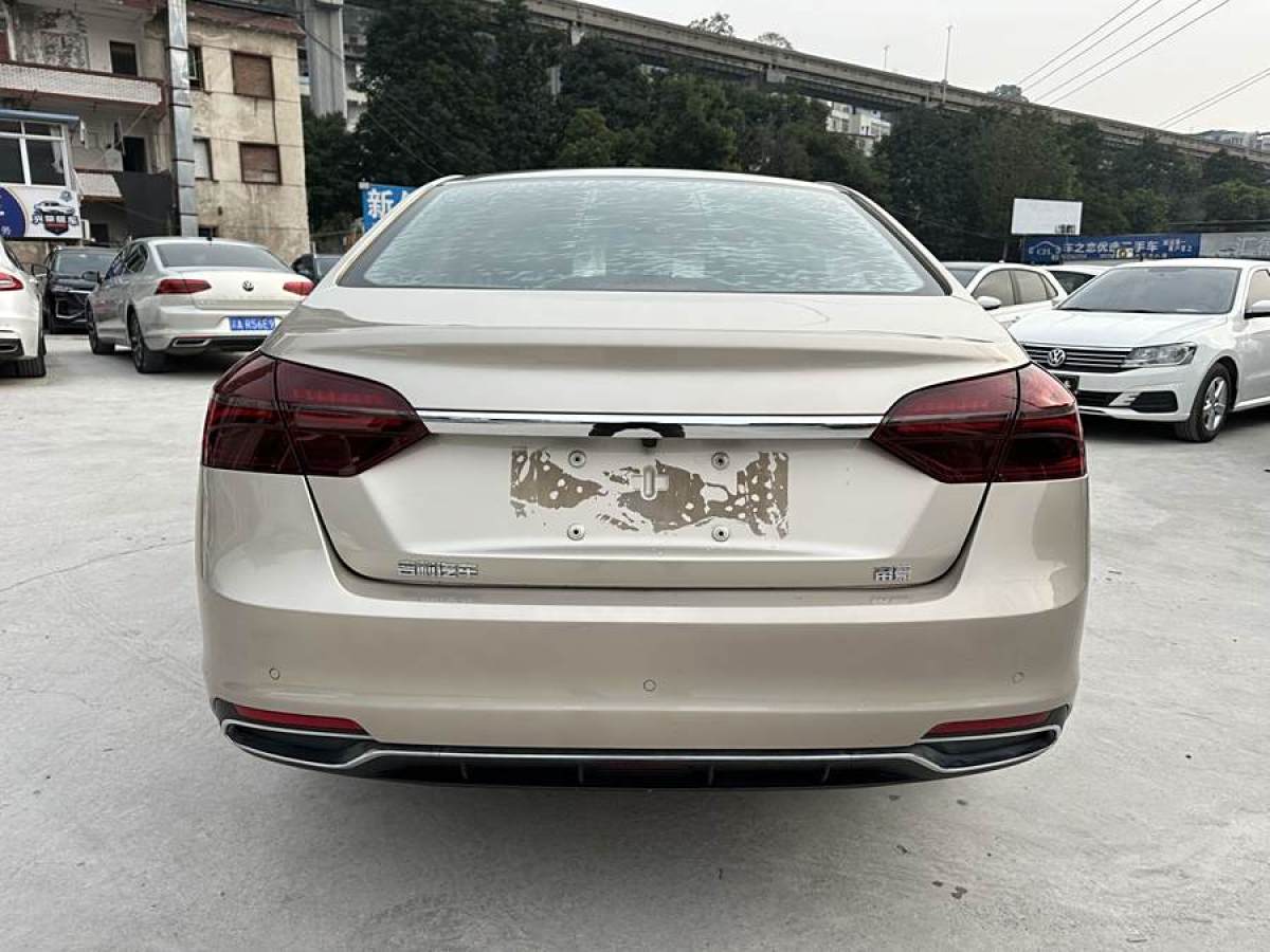 吉利 帝豪  2020款 1.5L CVT向上版圖片