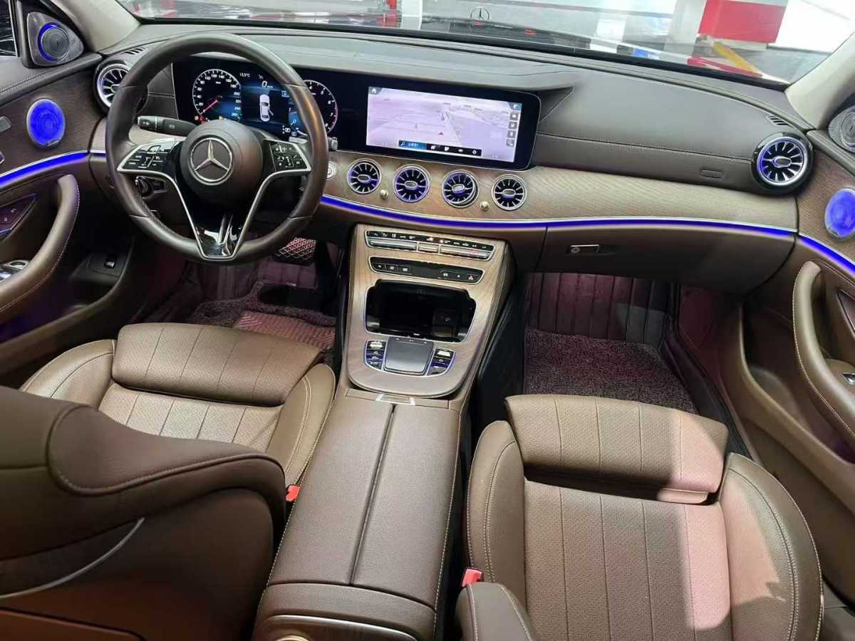 奔馳 奔馳E級(jí)  2022款 改款二 E 260 L圖片
