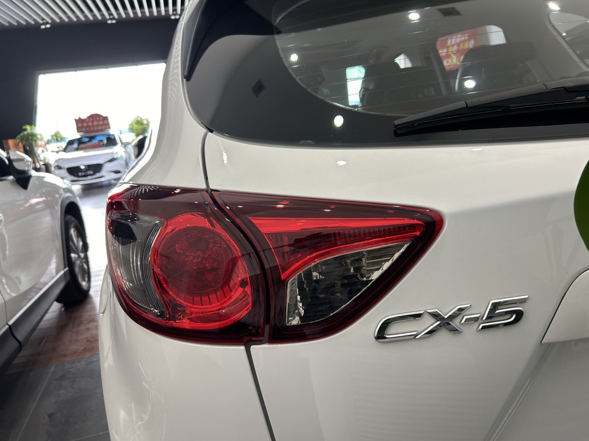 馬自達(dá) CX-5  2015款 2.0L 自動兩驅(qū)都市型圖片