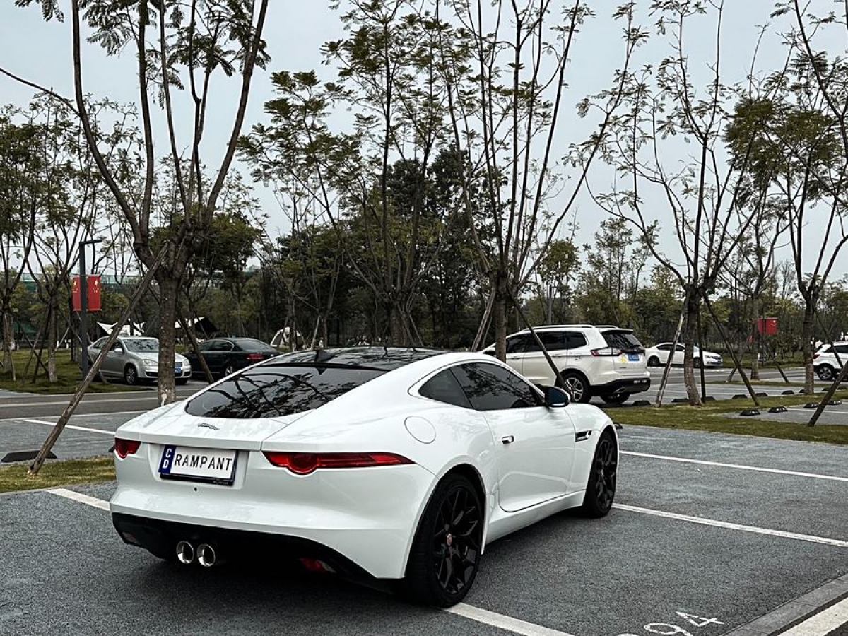 2017年1月捷豹 F-TYPE  2016款 3.0T 硬頂版