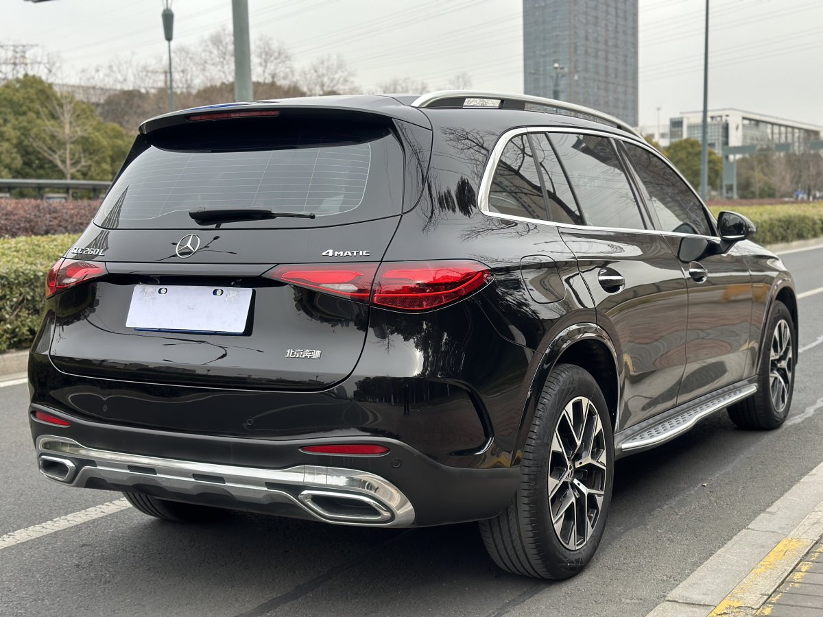 奔馳 奔馳GLC  2024款 改款 GLC 260 L 4MATIC 豪華型 5座圖片