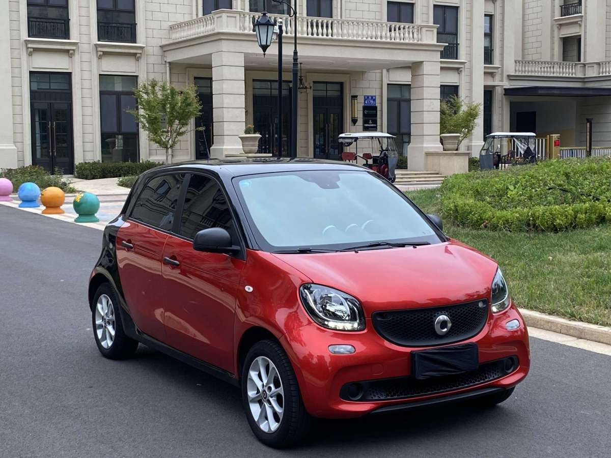 smart forfour  2018款 1.0L 52千瓦靈動版圖片