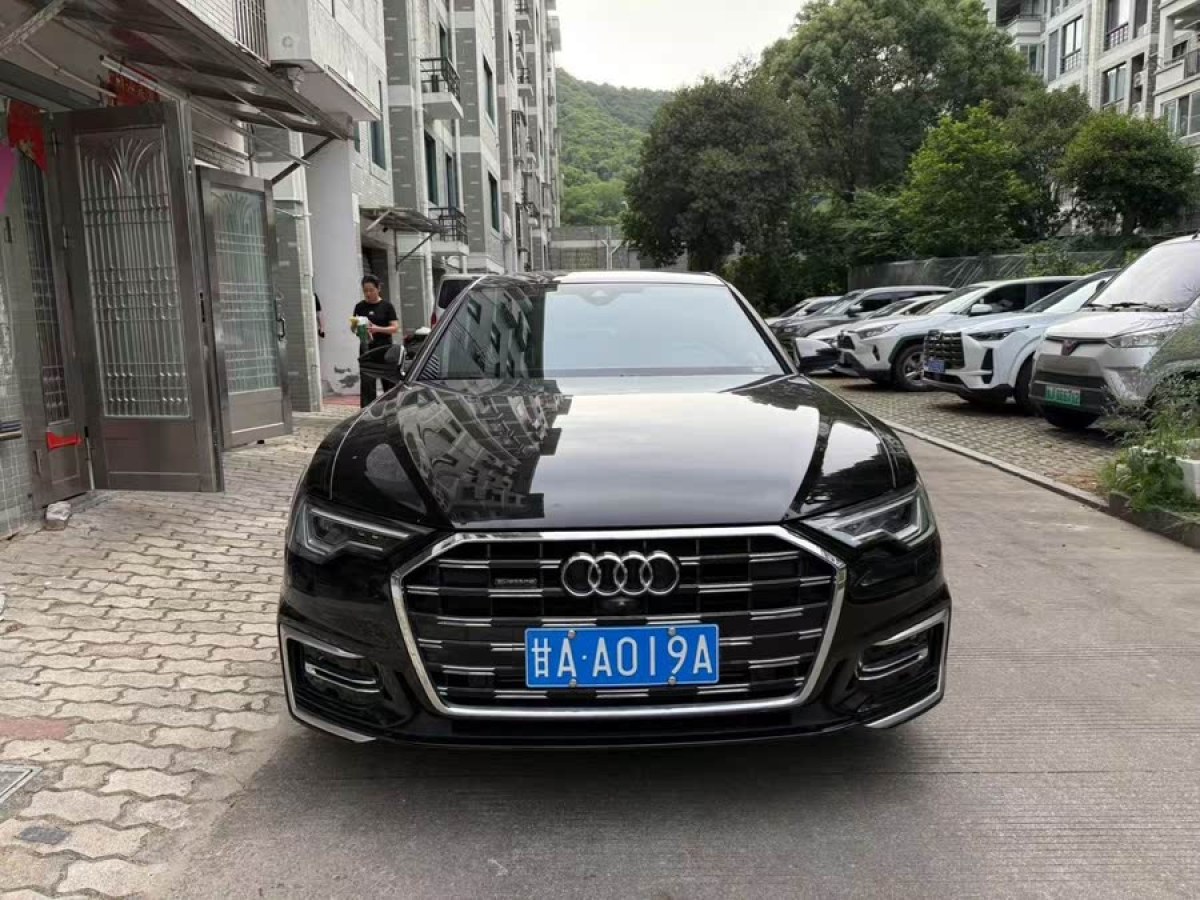 奧迪 奧迪A6L  2024款 45 TFSI quattro 臻選動感型圖片