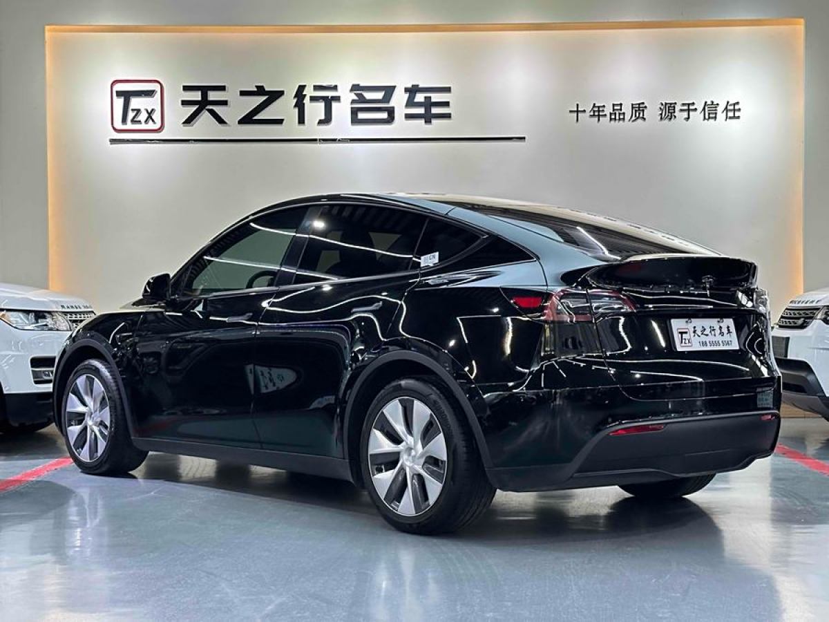 特斯拉 Model 3  2022款 后輪驅(qū)動(dòng)版圖片