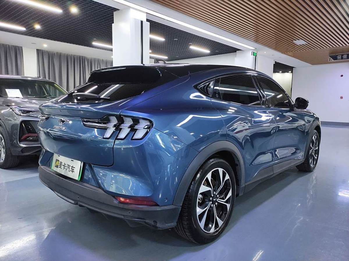 福特 Mustang Mach-E  2021款 標(biāo)準(zhǔn)續(xù)航后驅(qū)版圖片