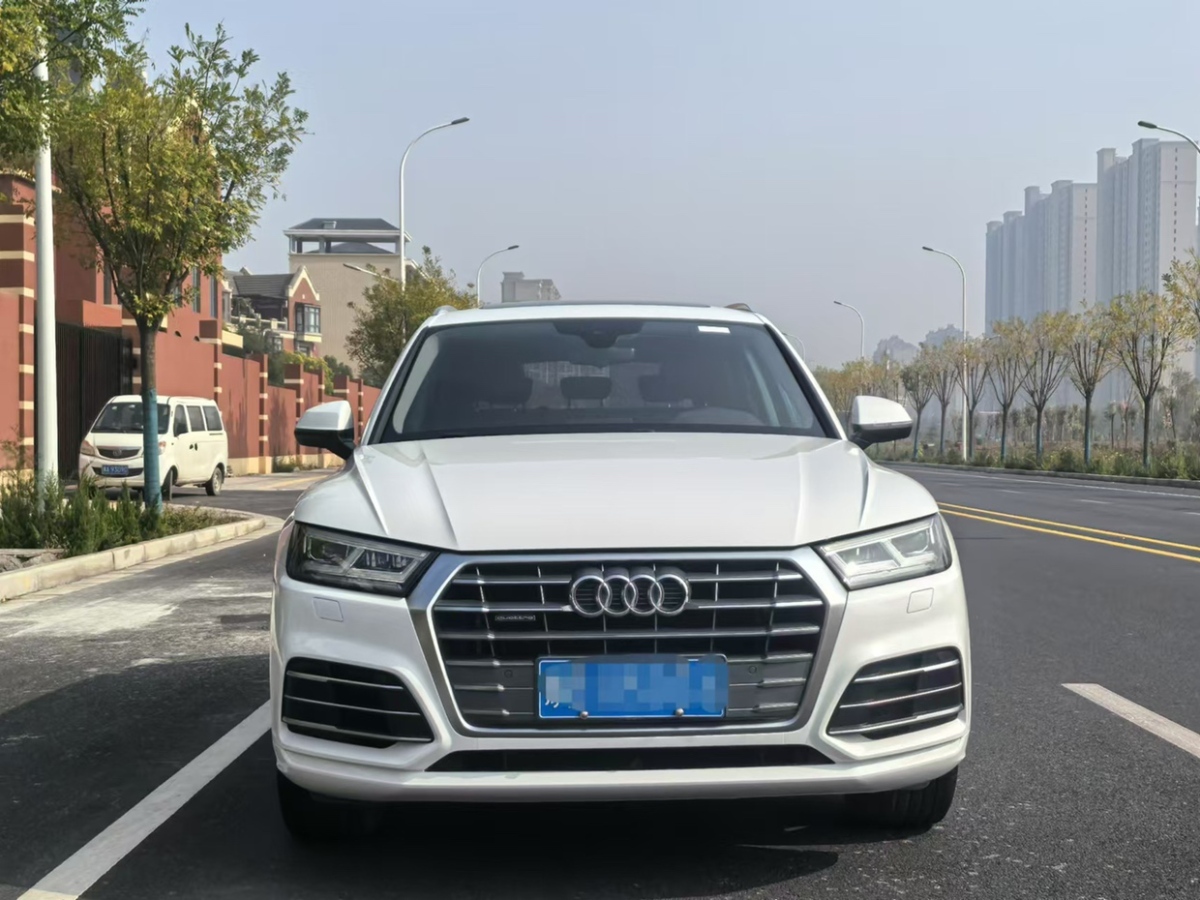 2019年6月奧迪 奧迪Q5L  2018款 40 TFSI 榮享時尚型