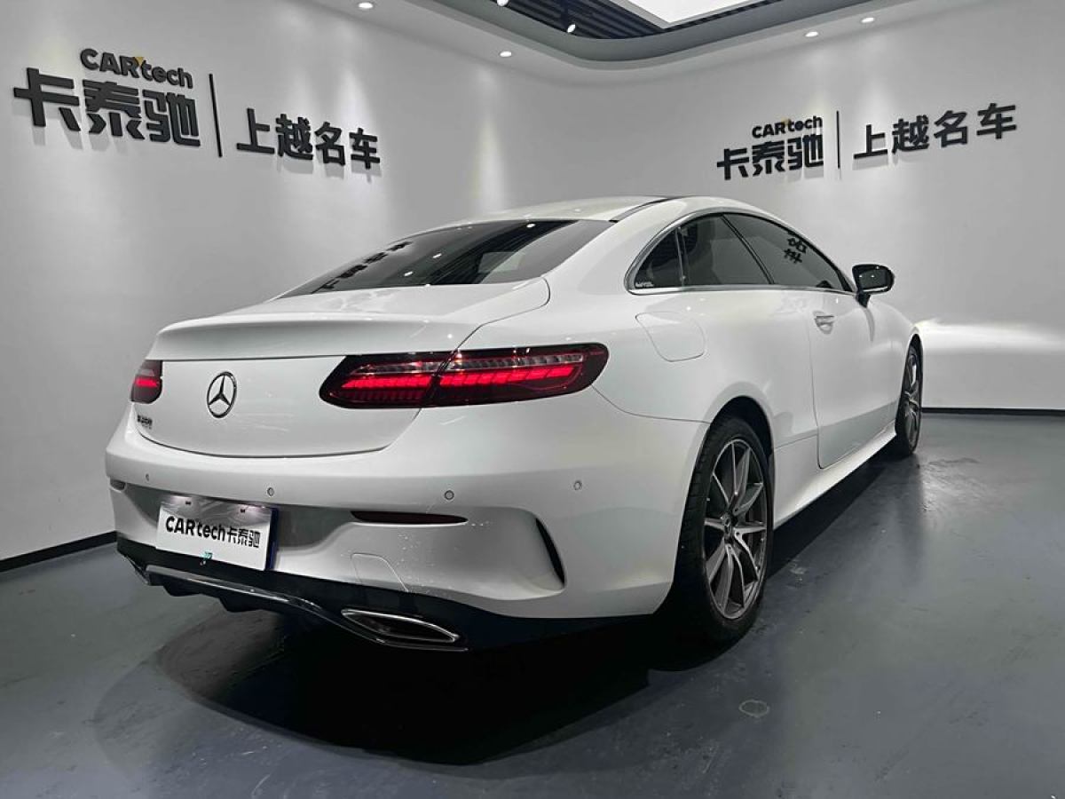 奔馳 奔馳E級(jí)  2023款 改款 E 260 轎跑車圖片