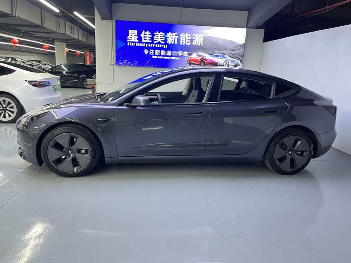 特斯拉 Model Y  2022款 改款 后輪驅(qū)動版圖片