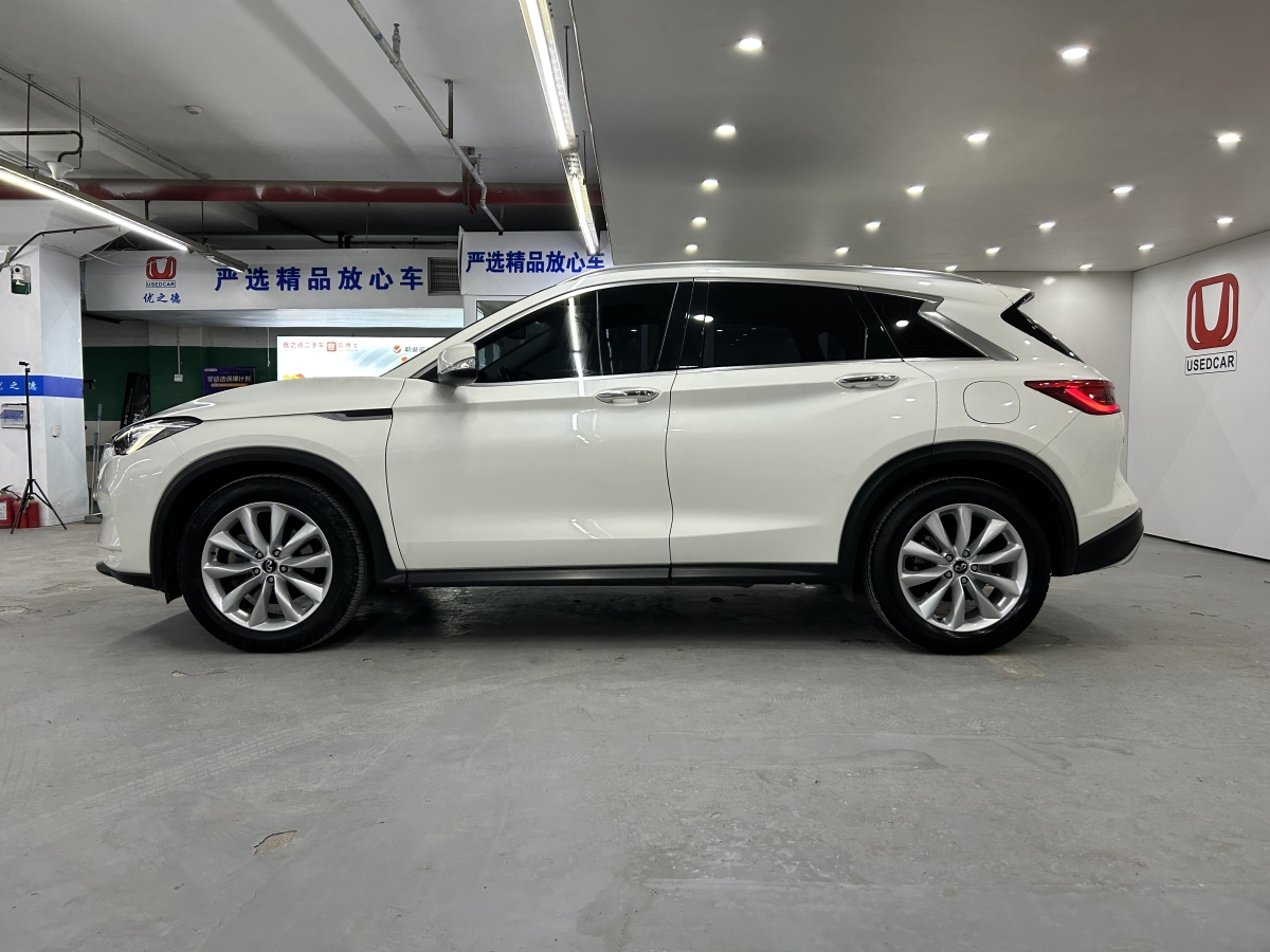 2019年7月英菲尼迪 QX50  2018款 QX50 2.0T CVT两驱时尚版