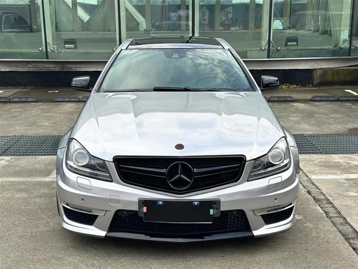 奔馳 奔馳C級AMG  2012款 AMG C 63 Coupe 動(dòng)感型圖片