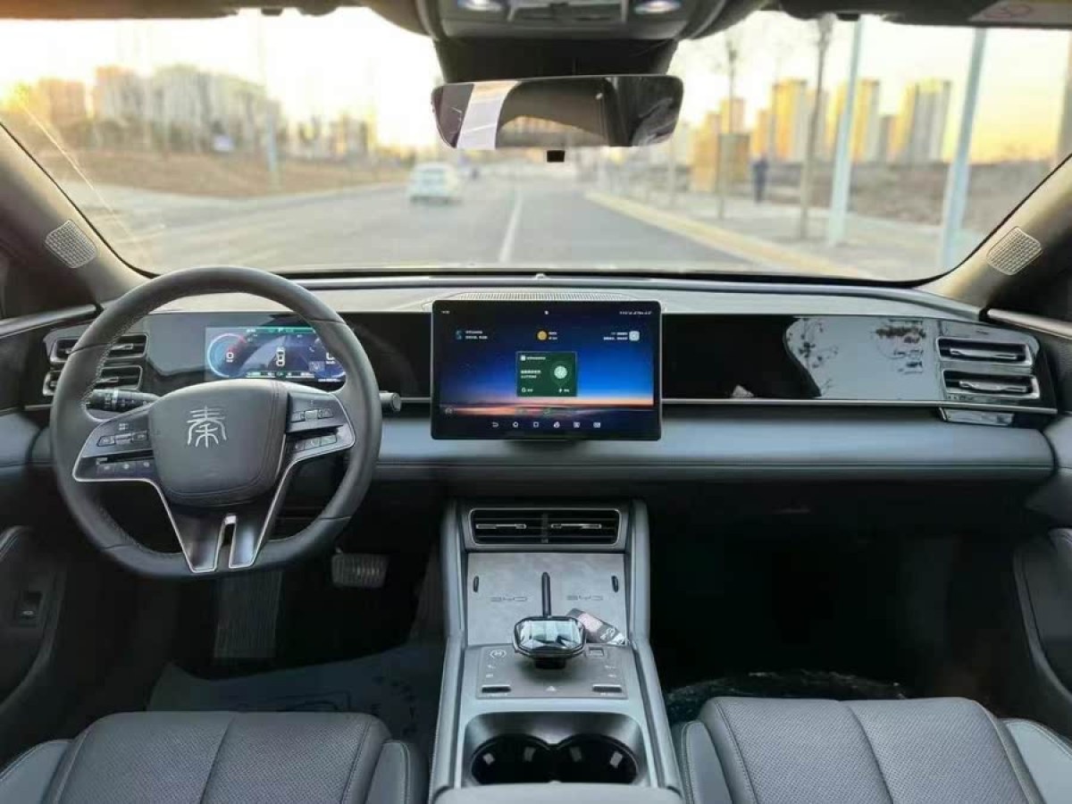 比亞迪 秦L  2024款 DM-i 80KM超越型圖片