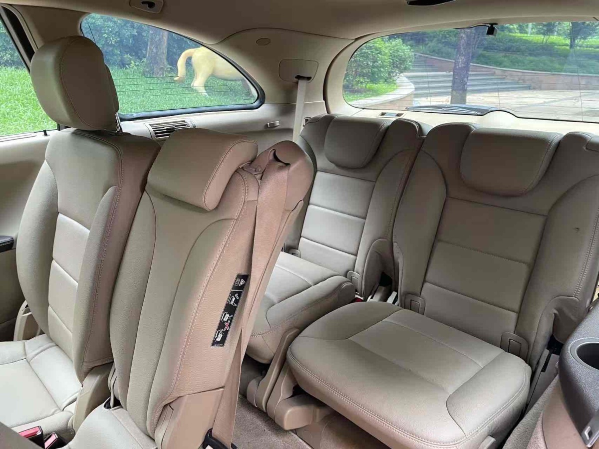 奔馳 奔馳R級  2011款 R 300 L 商務型圖片