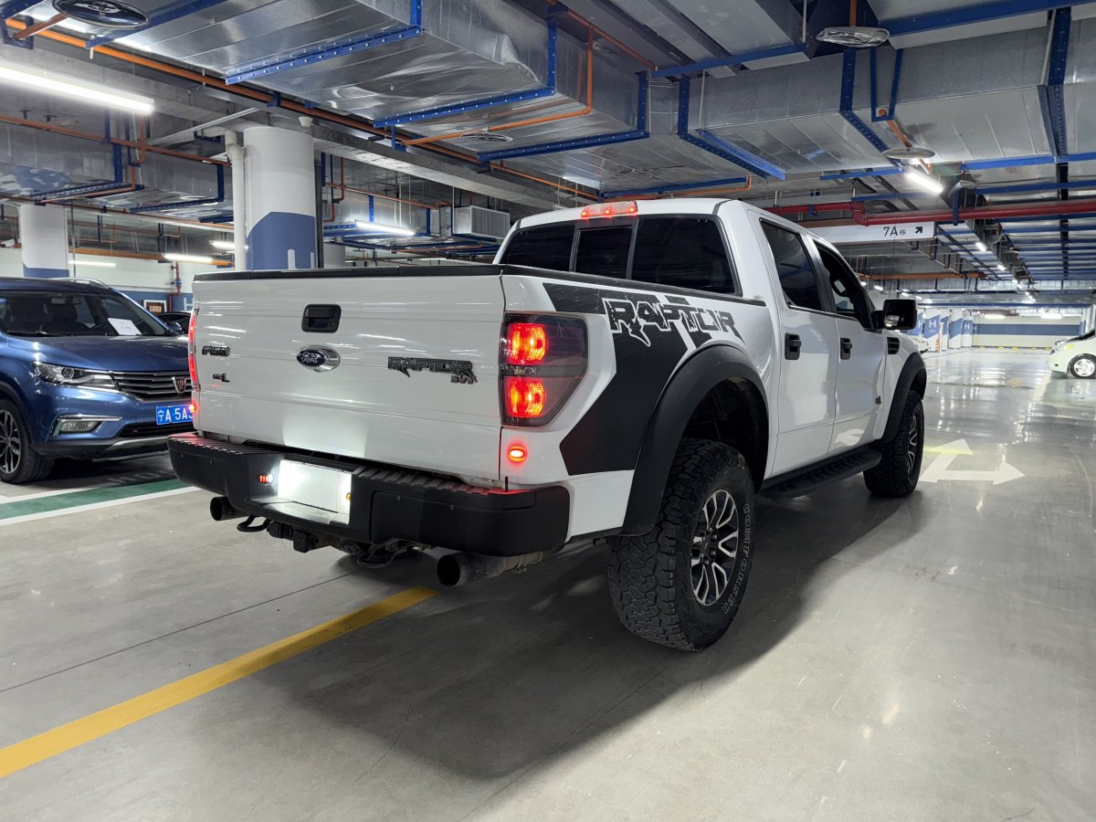 福特 F-150  2011款 6.2L SVT Raptor SuperCrew圖片