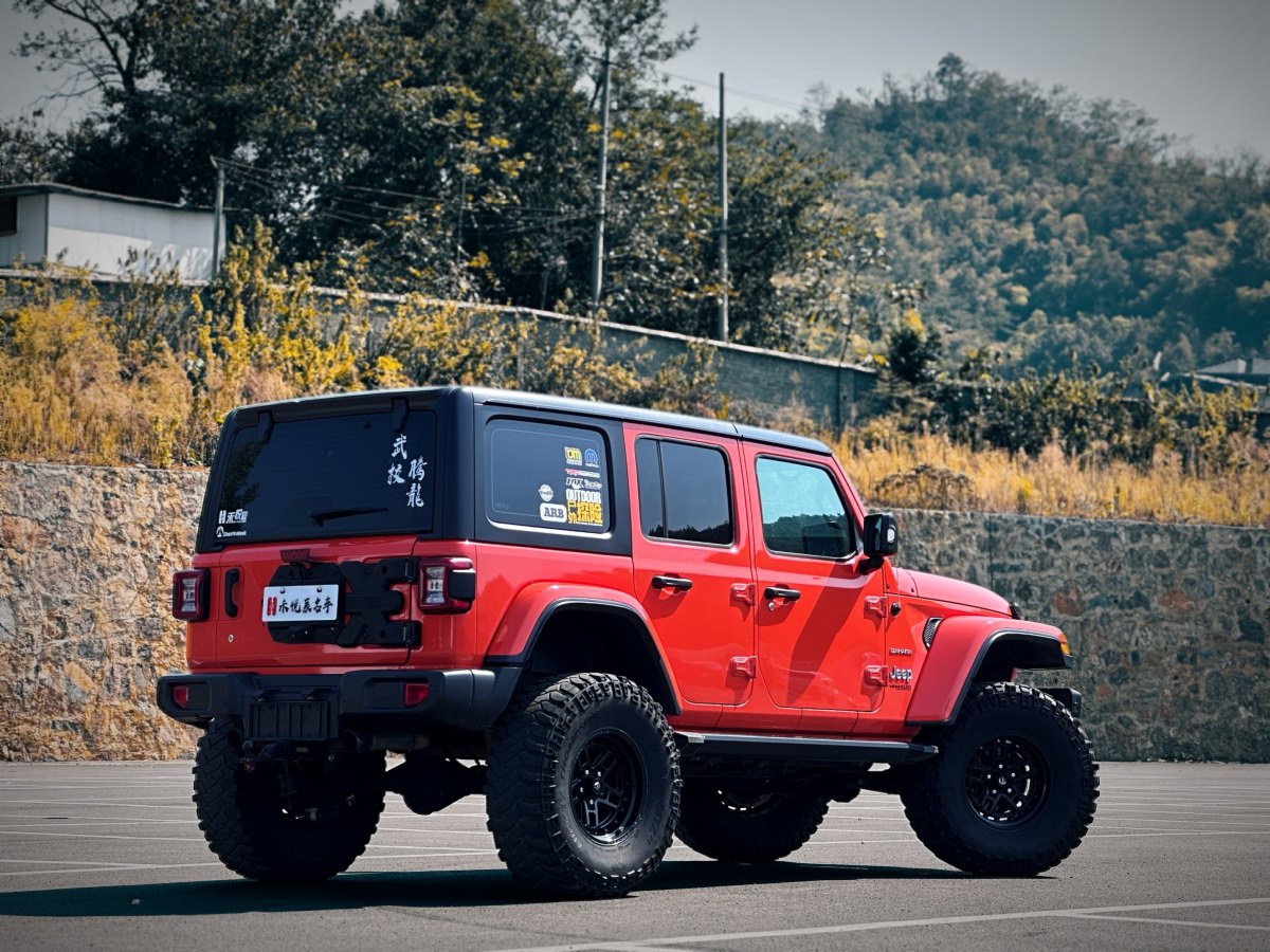 2019年1月Jeep 牧馬人  2018款 2.0T Sahara 四門版