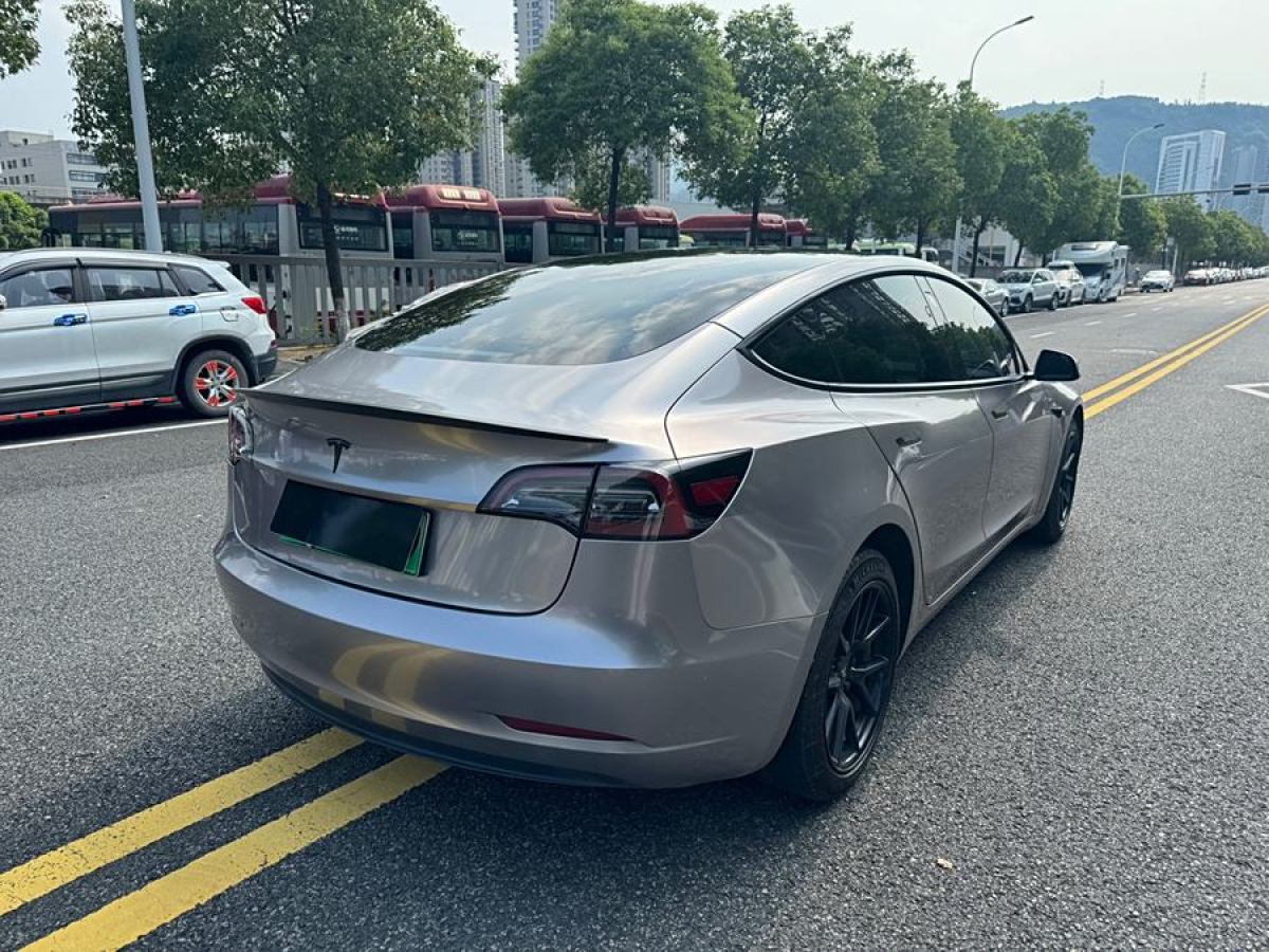 特斯拉 Model Y  2022款 改款 后輪驅(qū)動版圖片