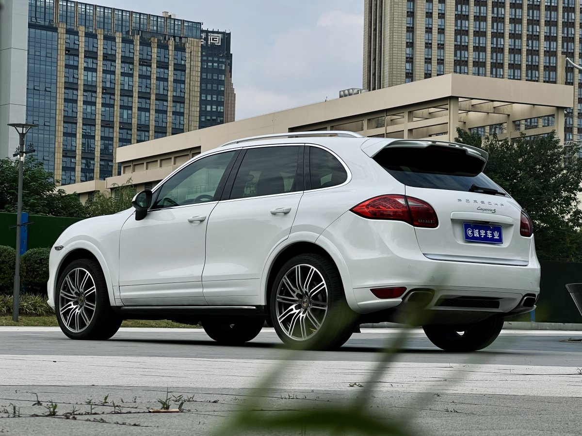 2013年1月保時捷 Cayenne  2024款 Cayenne 3.0T