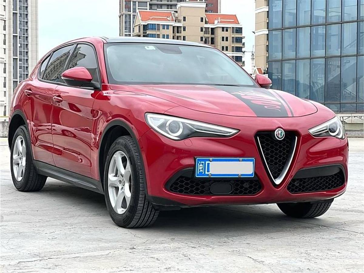 阿爾法·羅密歐 Stelvio  2017款 2.0T 200HP 精英版圖片