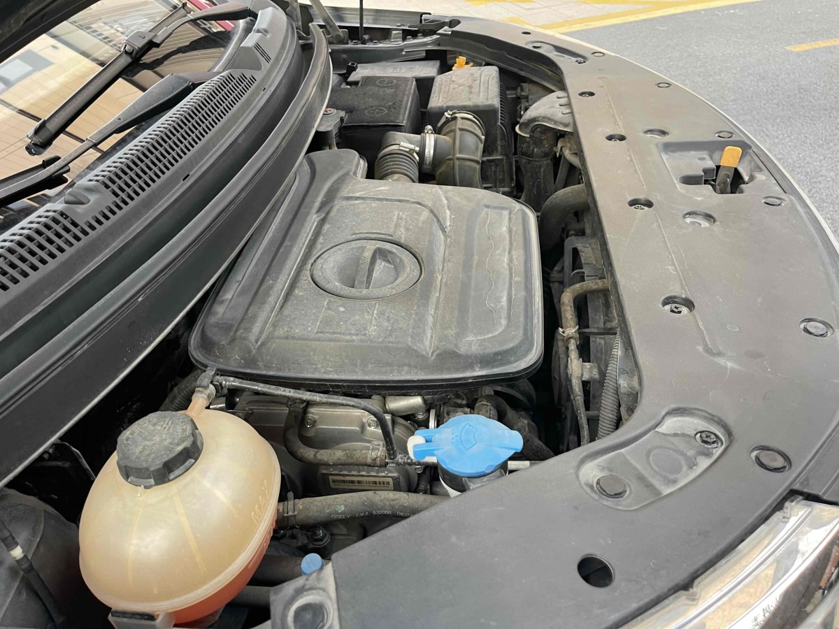吉利 遠景X3  2017款 1.5L 自動尊貴型圖片