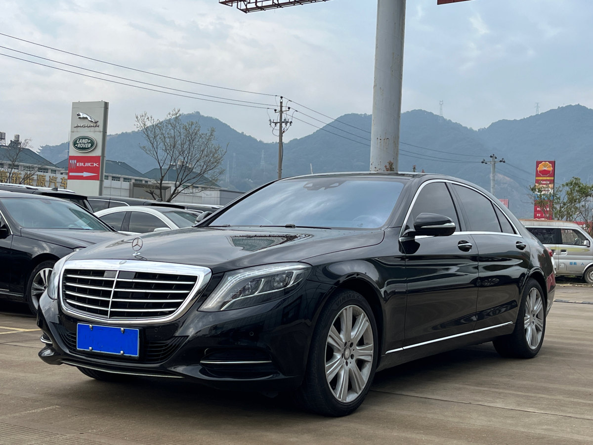 奔驰 奔驰S级  2023款 改款 S 400 L 豪华型图片